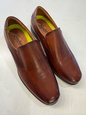 Florsheim Brown Leather Slip On Loafers Men’s 8 New Comfort